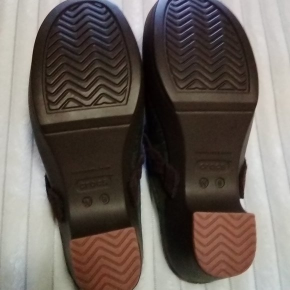 Crocs Clogs - Picture 5 of 5